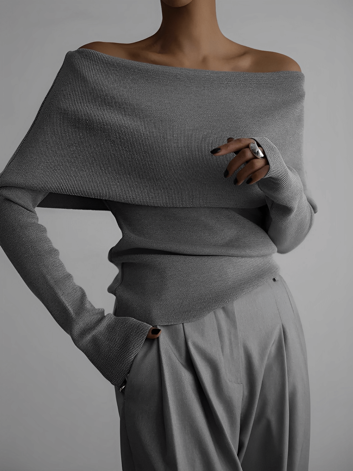 Blusa Feminina Ombro à Ombro de Manga Longa em Viscose Drapeada Sofisticado – Miriam