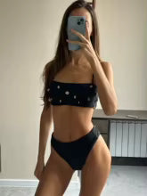 Conjunto Biquíni Feminino 3 Peças Beachwear com Maiô Um Ombro e Calça Crochê Verão