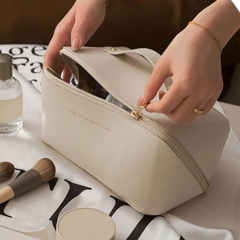 Cosmetic Bag - Bolsa em Couro Organizadora de Skin Care e Maquiagens