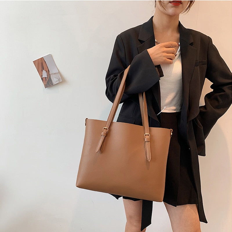 Bolsa Feminina de Cetim para o Dia a Dia – Corino Elegância e Praticidade