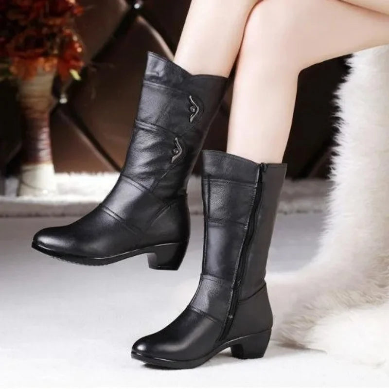 Bota Feminina Cano Médio Antiderrapante em Couro Sintético Rosewood – Le Vie