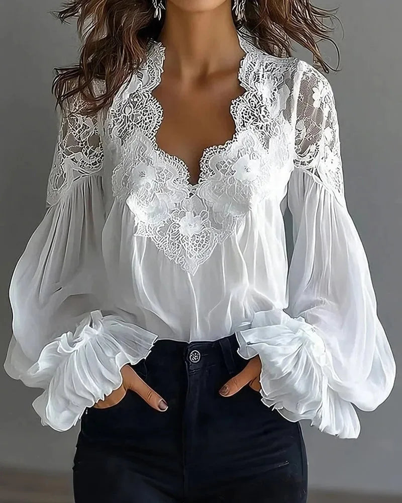 Blusa Feminina com Renda e Manga Bufante Transparente Evasê em Decote V para Primavera e Uso Casual – Le Vie
