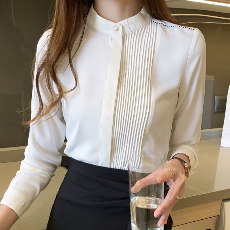 Camisa Feminina Manga Longa com Detalhes Plissados – Elegância e Sofisticação
