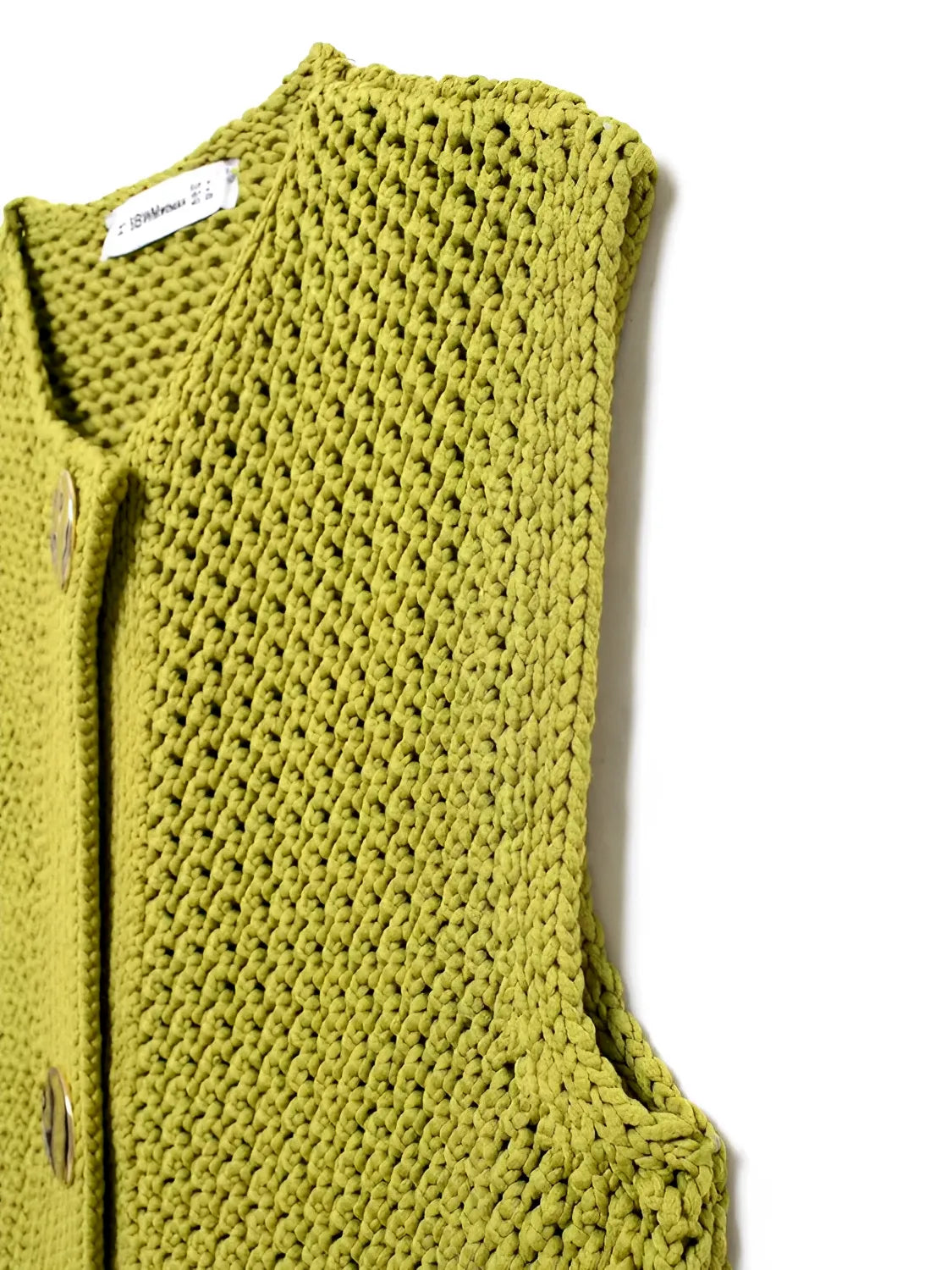 Blusa Feminina em Tricô com Decote Canoa Botões Maxi e Bolsos - Ayla