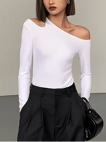 Blusa Feminina de Manga Longa Canelada Com Decote Assimétrico com Recorte no Ombro - Lohany