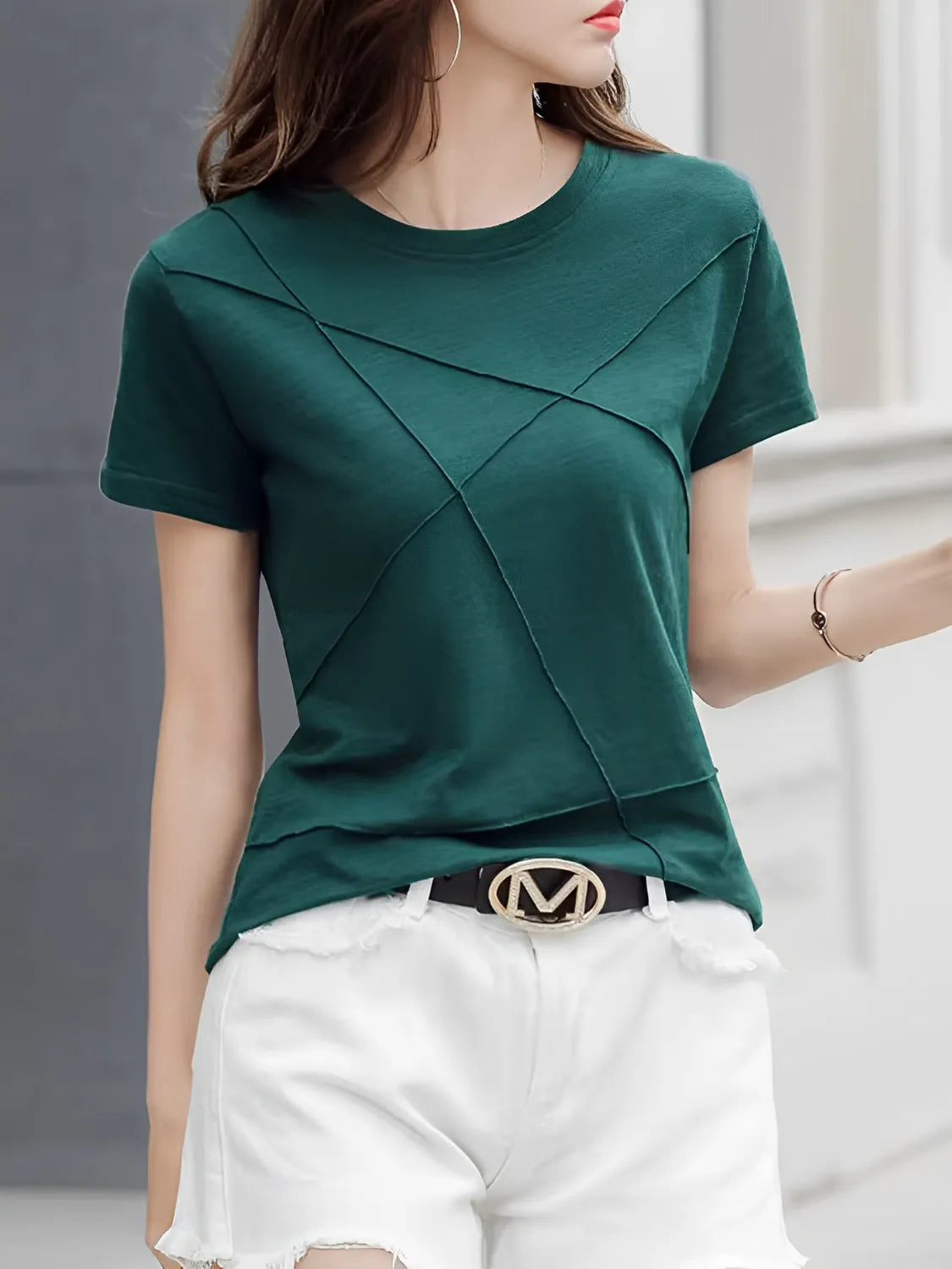 Blusa Feminina Básica com Relevo e Decote Redondo - Lina