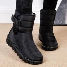 Bota Feminina de Inverno Impermeável com Forro Peluciado – Proteção e Conforto nos Dias Frios