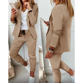 Conjunto Feminino Blazer e Calça Jogger em Alfaiataria Casual