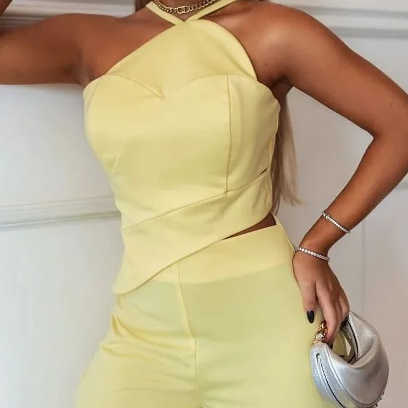 Macacão Feminino Pantalona Sem Manga – Elegância e Sofisticação em Uma Só Peça