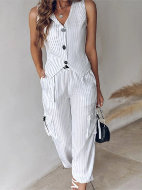 Conjunto Feminino Listrado com Colete Alfaiataria e Calça Cargo em Tecido Leve Premium – Le Vie
