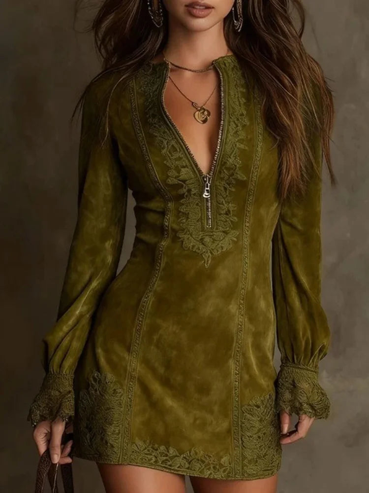 Vestido Feminino de Camurça Outono com Renda Bordada e Zíper Frontal - Manga Comprida - Bodycon Mini Vestido Boho - Le Vie