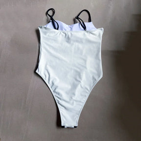 Maiô Feminino Preto e Off-White com Alças Finas - Conforto e Estilo para o Verão