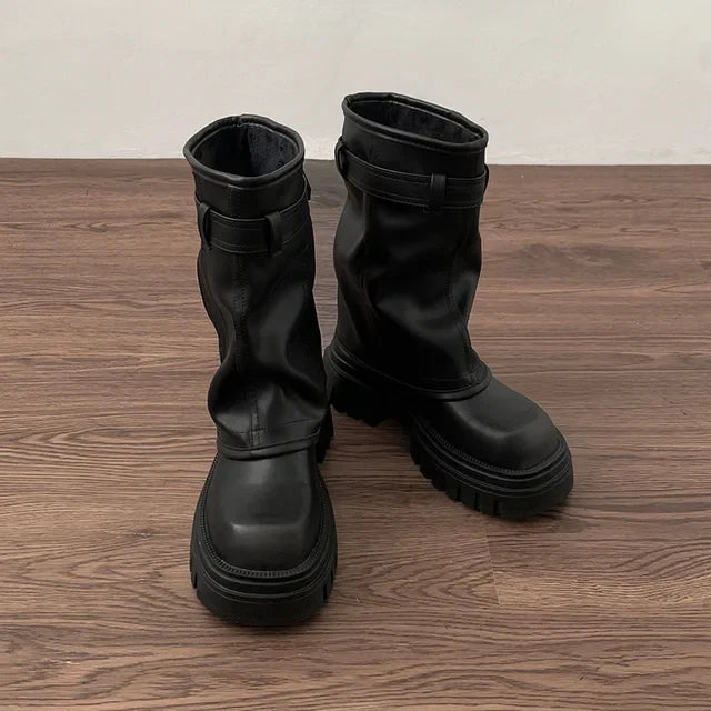 Bota Feminina de Inverno em Couro Legítimo - Frígida