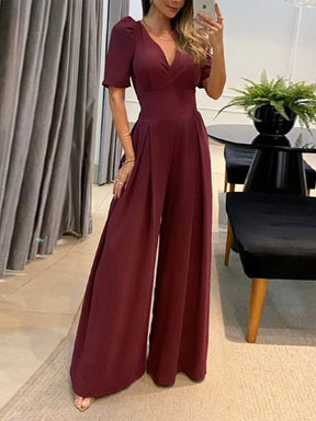 Macacão Pantalona Preto com Decote V – Elegância Atemporal e Versatilidade