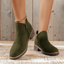 Bota Feminina Casual Cano Baixo com Zíper Lateral em Camurça Sintética Ember Black – Le Vie