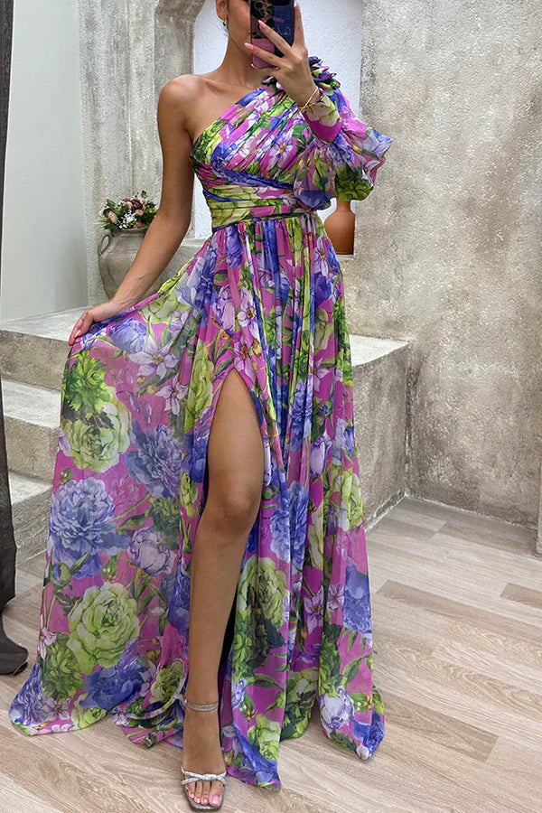 Vestido Longo Estampado de Um Ombro Só com Fenda Lateral – Elegância e Movimento