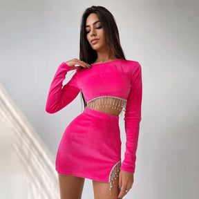 Conjunto Feminino com Manga Longa e Franjas de Strass – Elegância e Brilho para Festas